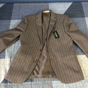 14R young men suit